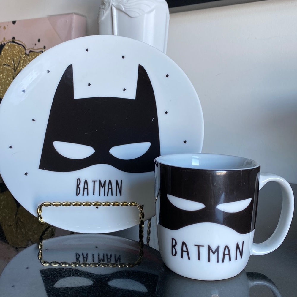 H & M Batman plate and mug